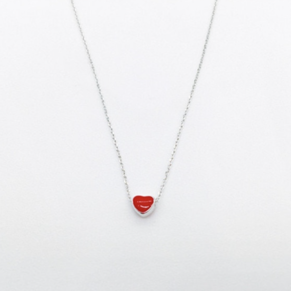 RED HEART PENDANT NECKLACE