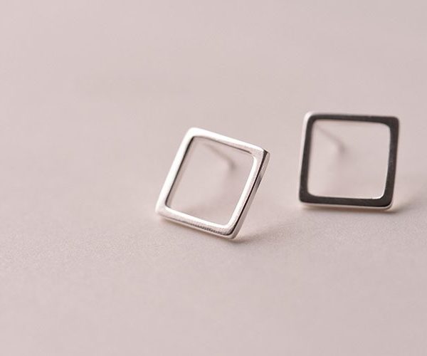 STERLING SILVER SIMPLE SQUARE EARRINGS